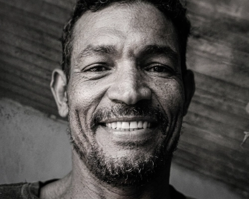 Anel usado pela ex-companheira teria provocado discussão antes de assassinato no Distrito de Cangas