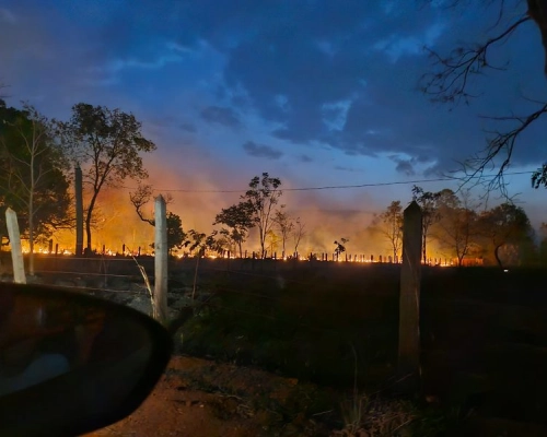 Incêndio na comunidade de Morrinho e assusta moradores no Morro de Santo Antônio